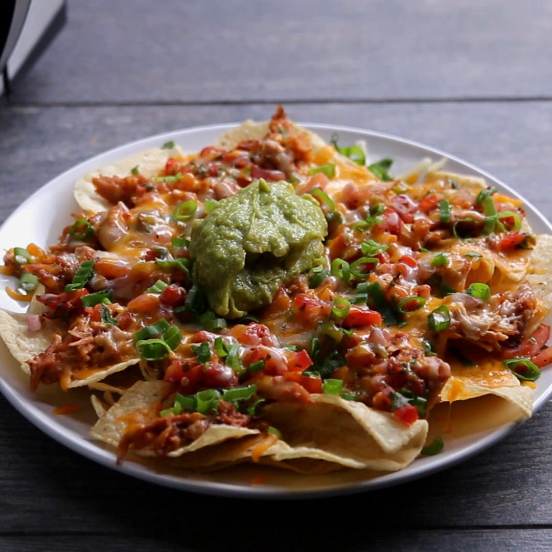 Minute BBQ Chicken Nachos: Better Than Pizza Perfection